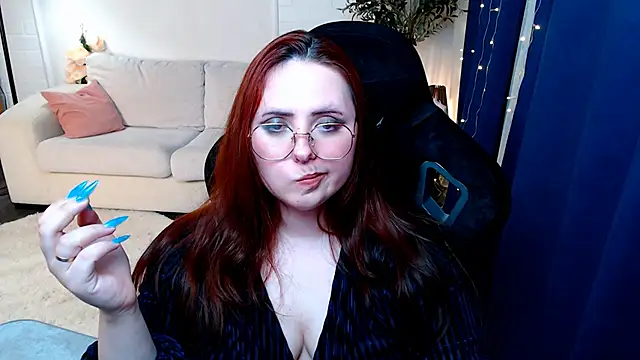 Hennessy_bunny webcam