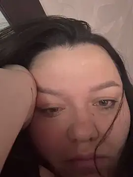 SunnyLeila2101 webcam