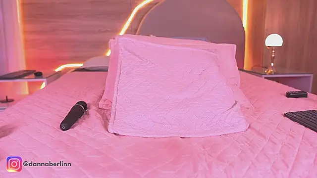 danna_berlin_ webcam