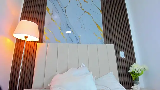 Victoria_Guzman webcam