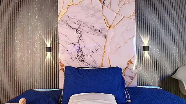 big_tits_in_your_face webcam