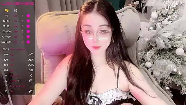 Monica-666888- webcam