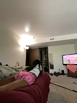 Yoshibaby2670 webcam