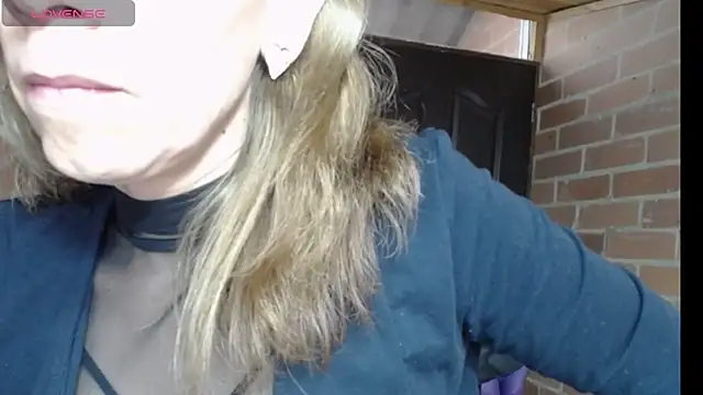 cristin_doll_ webcam