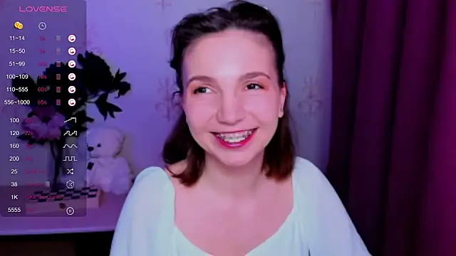 KindHazelHere_ webcam