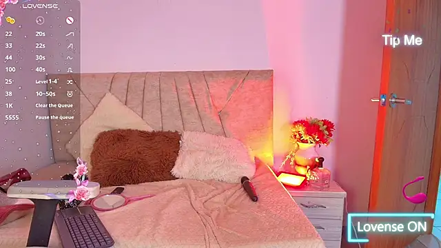 sweet_artemiis webcam