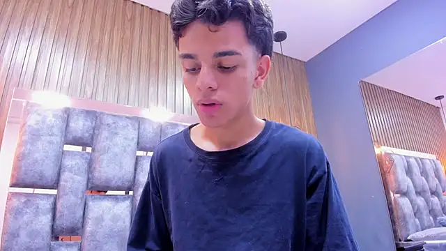 owen__johnson webcam