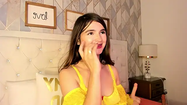 luna_forever7 webcam