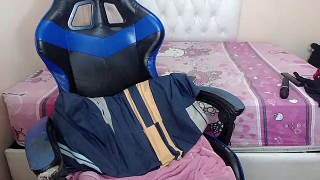 Leylafourniert webcam