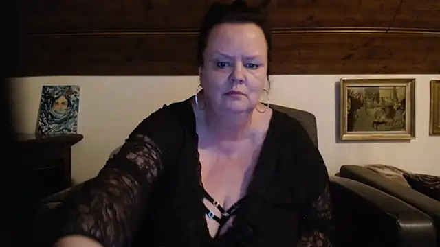 TiffanyMature webcam