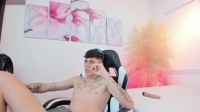 Tommy_valverde webcam