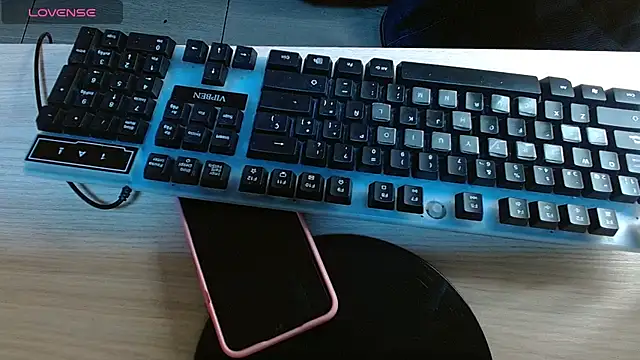 Celeste__London webcam