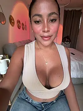 SaraValentina11 webcam