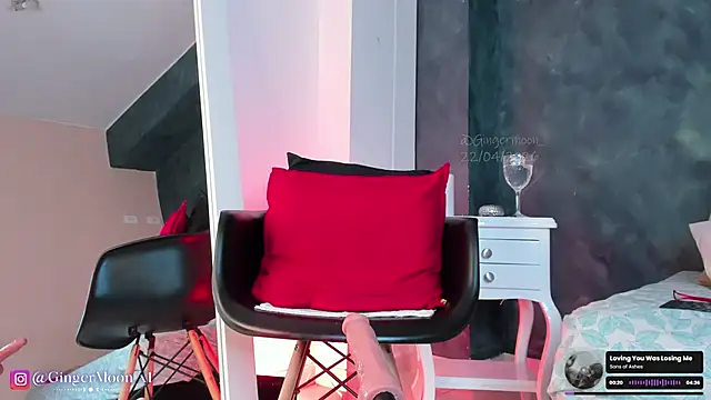 GingerMoon_ webcam