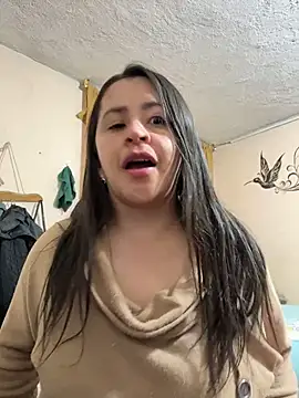 latinfemale - Latinfemale's free webcam - UK Sex Cams