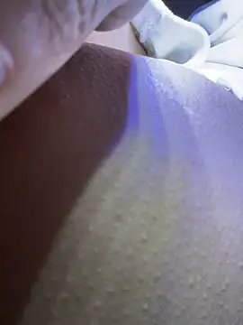 美女iu_uzZ在线直播