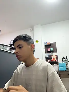 two_cam_latin - Two_cam_latin's free webcam - UK Sex Cams