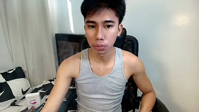 Ur_pinoyhotbrix webcam
