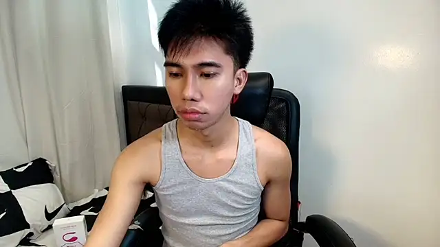 Ur_pinoyhotbrix webcam