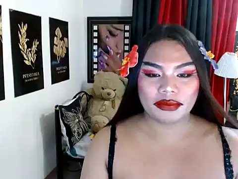 TSbrianaHugeCock webcam