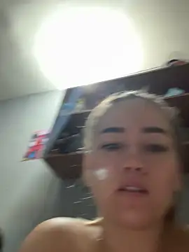 danielavegax (G young) - Lia sucks my tits🌼🌼