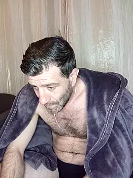 alexdaniel89 (Ask my age) - your tips meke me horny boys🍌🍌