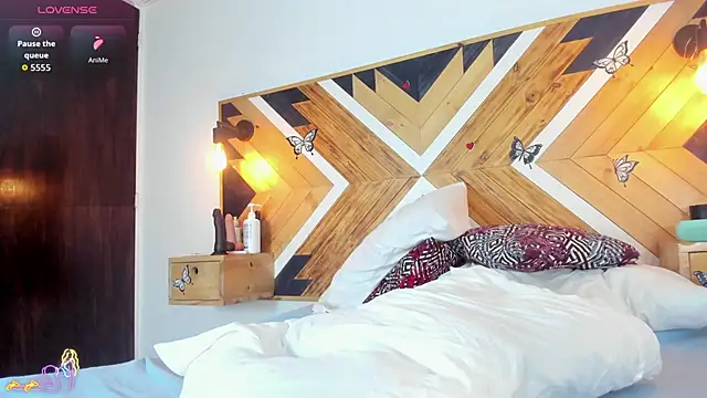 Kathaleiya_Ozz webcam