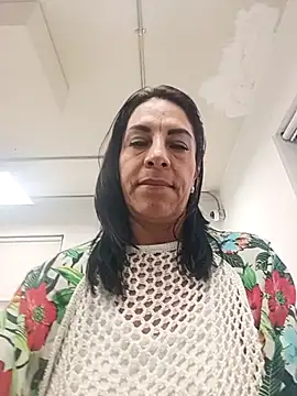 _kamy_hot (Ask my age) - BOOBS OUT + SALIVA🍒🤤PUBLIC