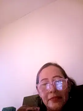 salome_69 (F milf) - Masturbación con dildo