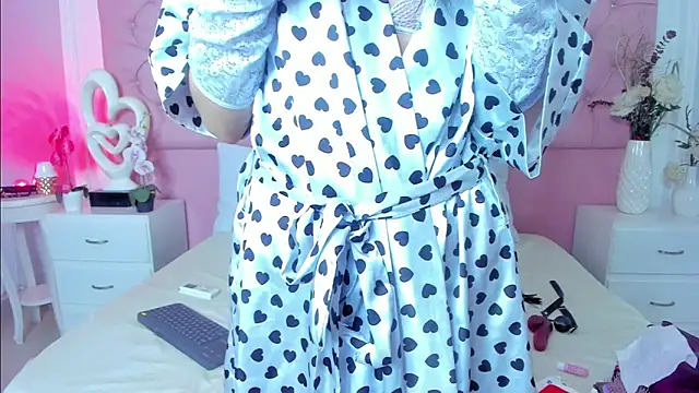 dannaflame_ (F young) - Doggy + 10 spanks