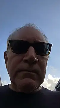 xxcuthulu23 (M grandpa) - get a Lovense PC dongle.