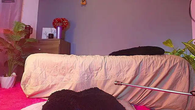 jade_brunnette webcam