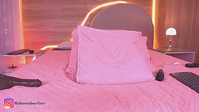 danna_berlin_ webcam