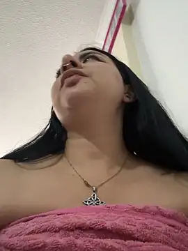 Abril_Luv webcam