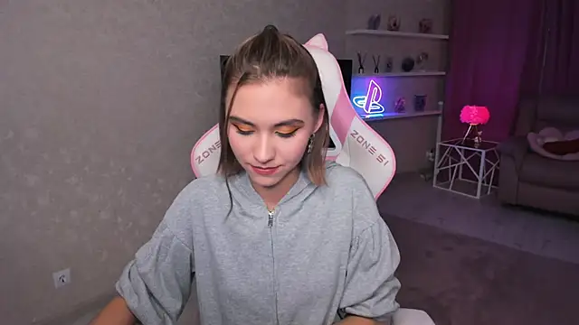 EllaCurtis live sex cam