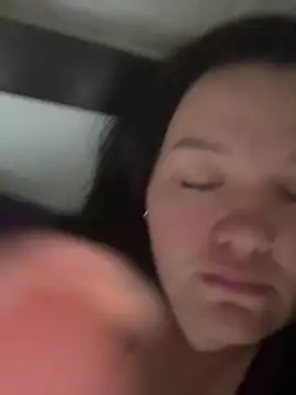 SunnyLeila2101 webcam