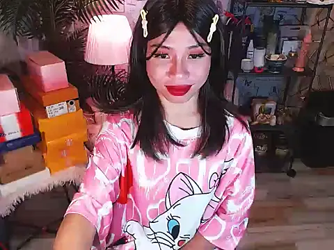AsianTrixxx webcam