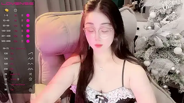 Monica-666888- webcam