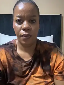 thickbunnychickxxx - THICKBUNNYCHICKxxx's free webcam - UK Sex Cams