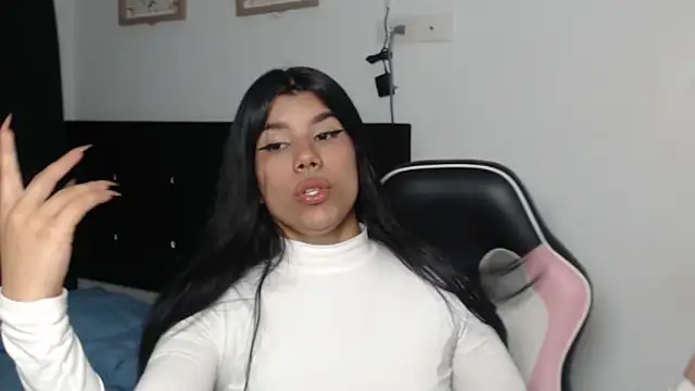 AlejandraScott webcam