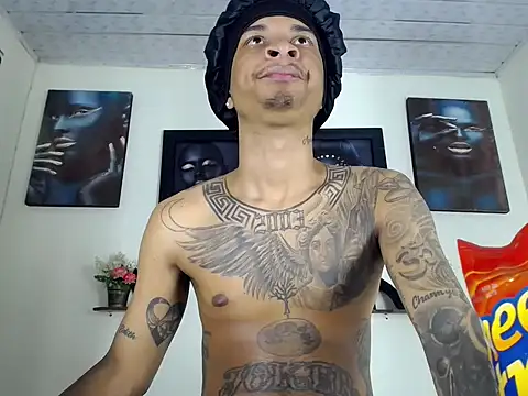 Tatoo_Noah webcam