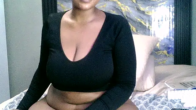 Busty_BunnyWorxx webcam