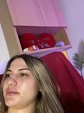 ScarlettMussee webcam