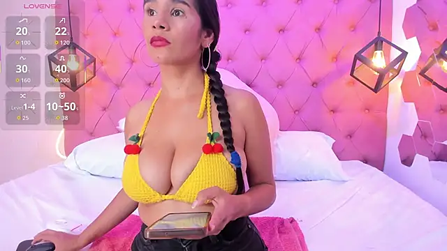 Emilycollson27 webcam