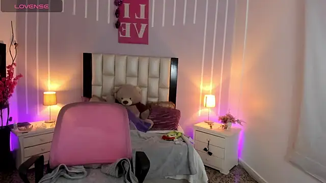 Antonella_Bratzz4 webcam