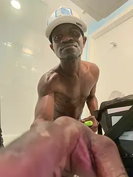 Maculine_Stayr webcam