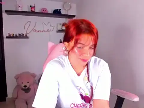 Vannessa__Shy webcam