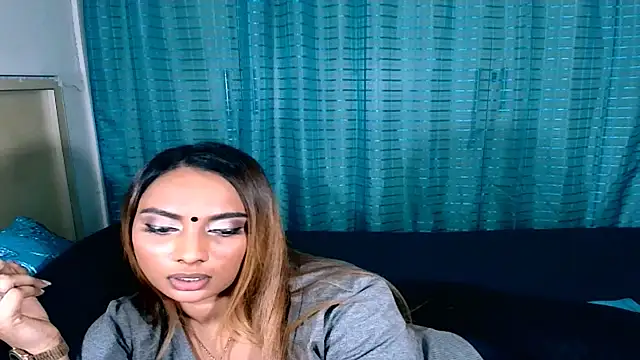 sexyindianchic webcam