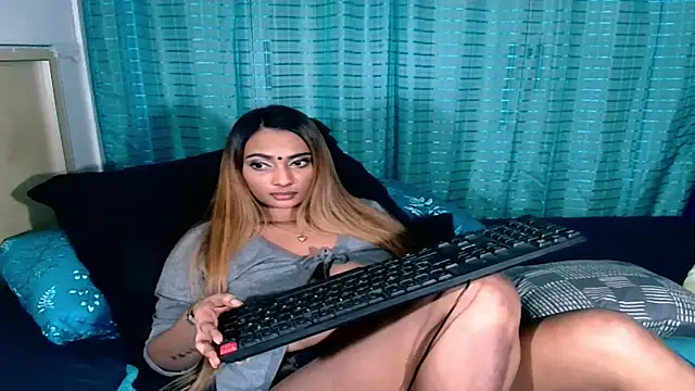 sexyindianchic webcam