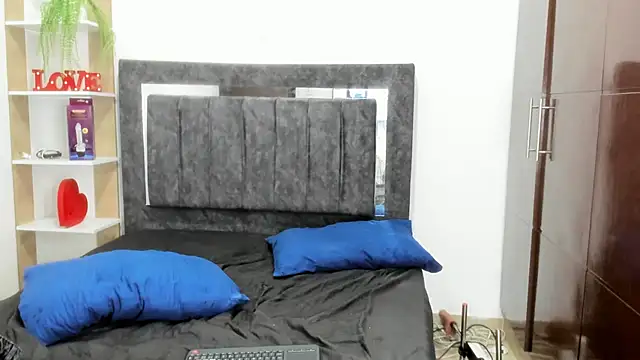 Grace_and_Milo webcam